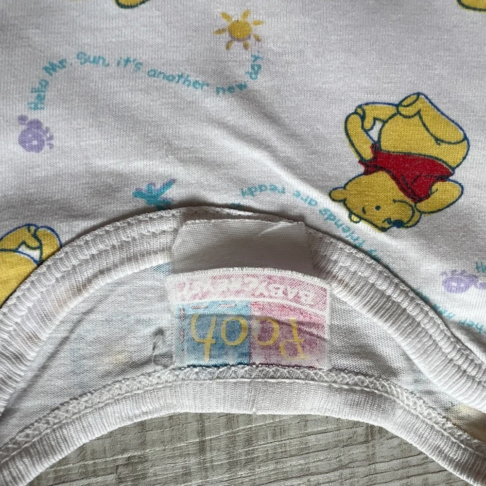 Vintage Winnie the Pooh Baby Bundle Sleeper Bodysuits Blanket Set White Yellow